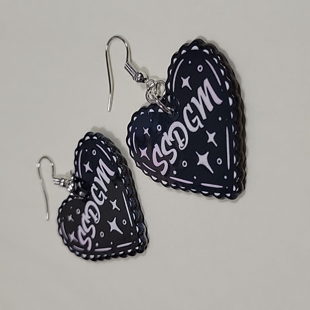 My Favorite Murder Earrings, Stay Sexy and Don't Get Murdered, drop earrings - Picture 7 of 7